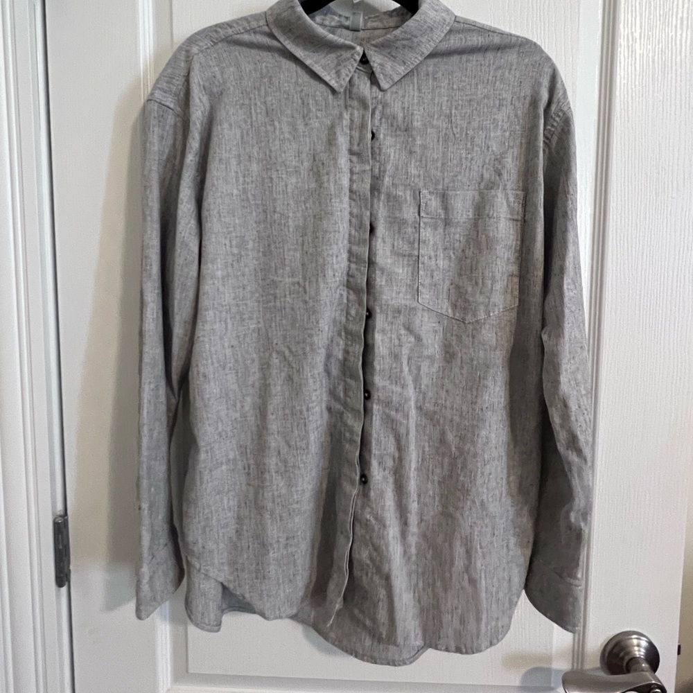 MEC Womens Large dress shirt